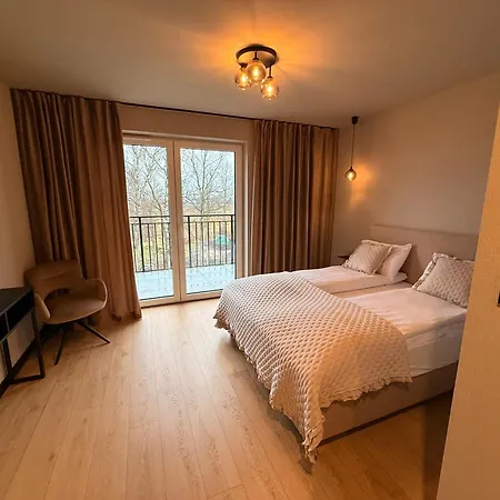 Kasztelanski Bed & Breakfast Budzistowo